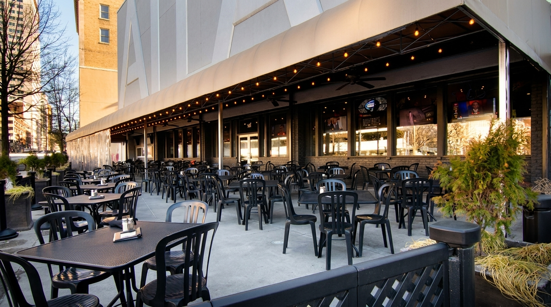 Plan Your Holiday Party With Our Team
